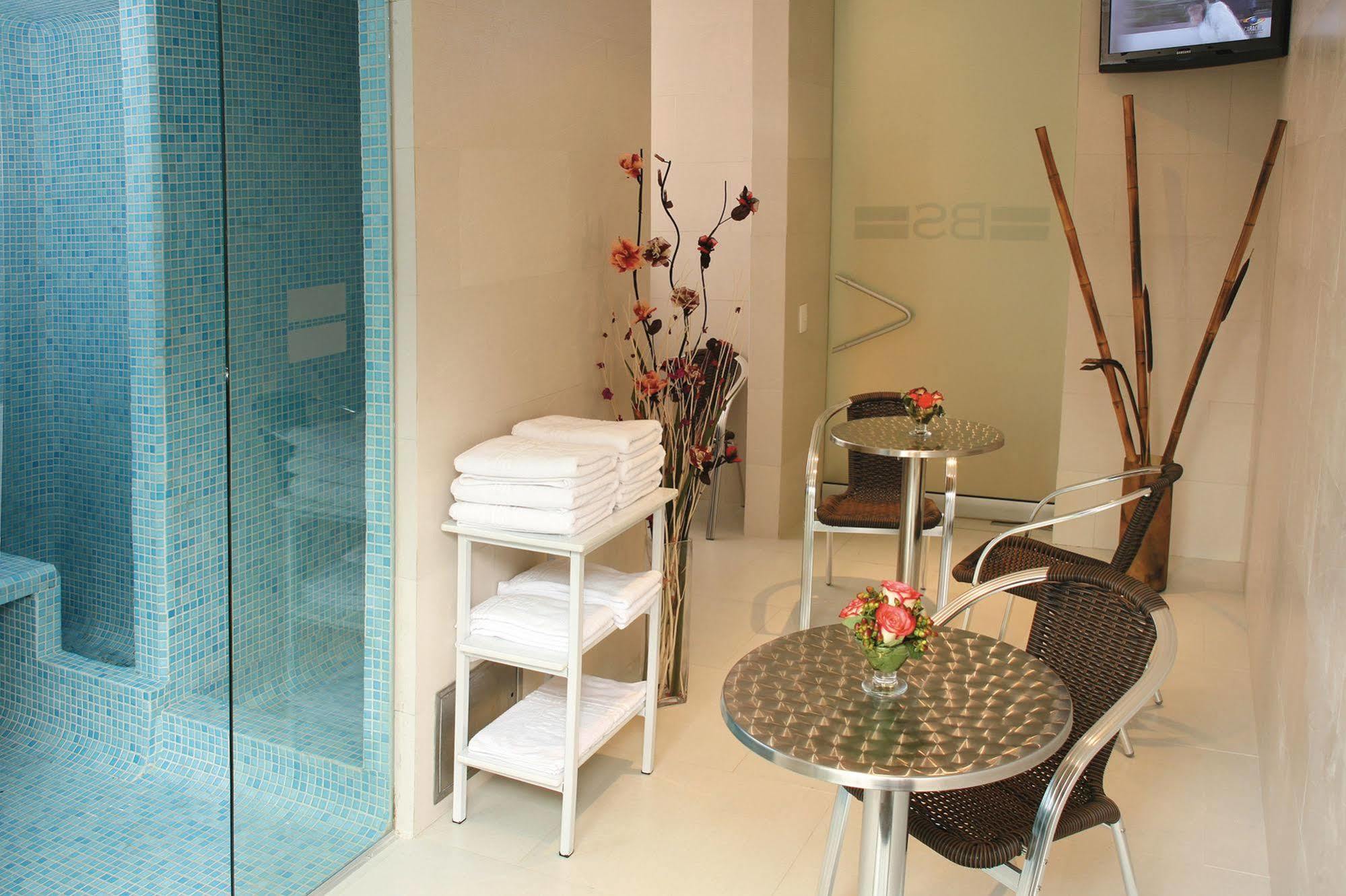 Blue Suites Hotel โบโกตา ภายนอก รูปภาพ